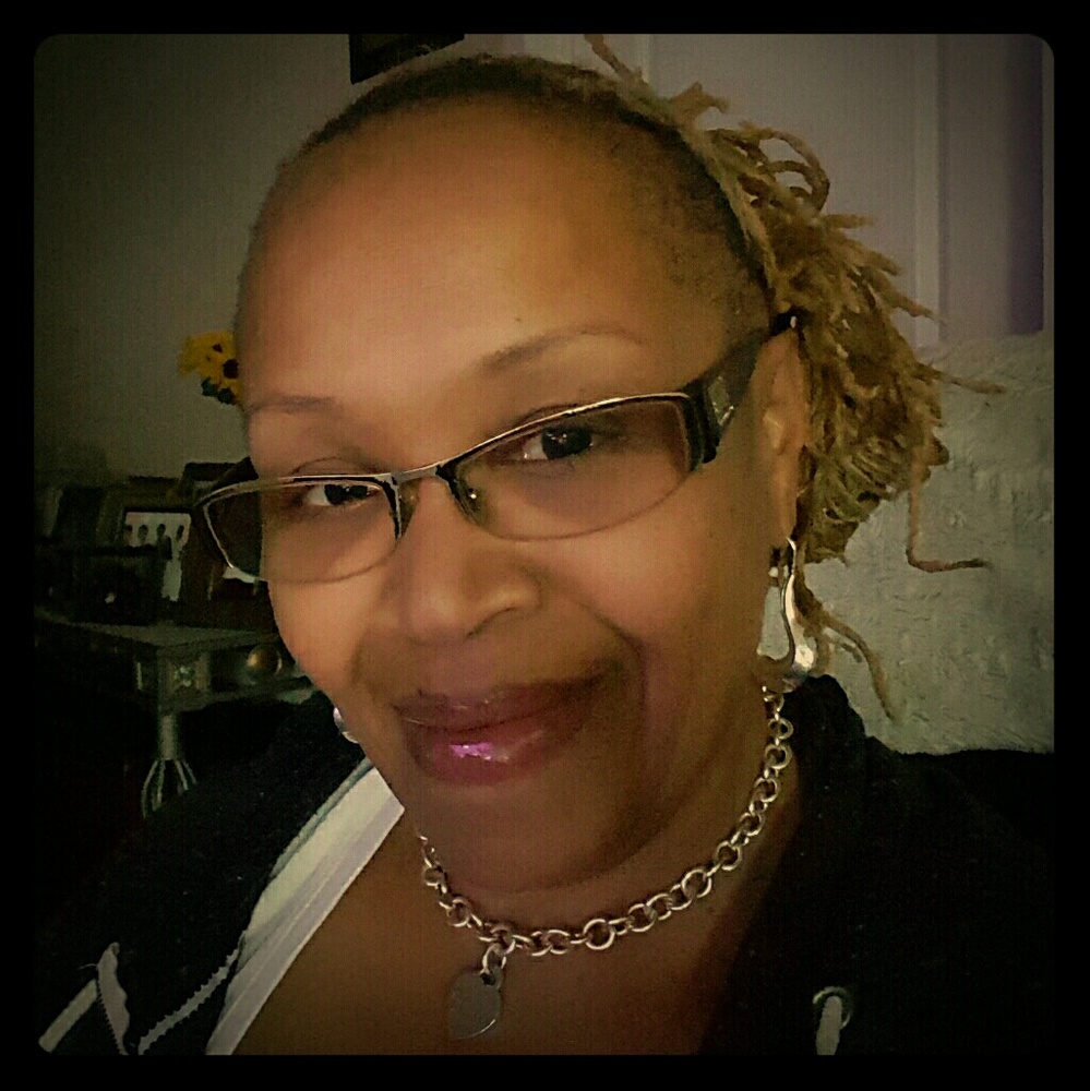Meet your Posher, Sharon